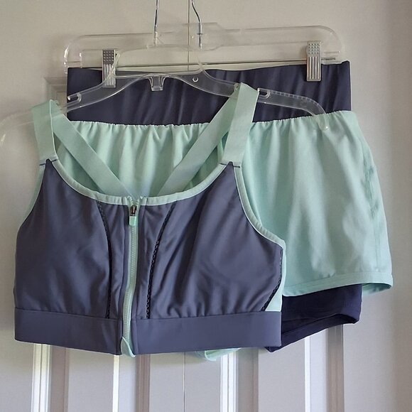Fabletics Gray & Mint Green Women's Workout Set Size M - Picture 2 of 13